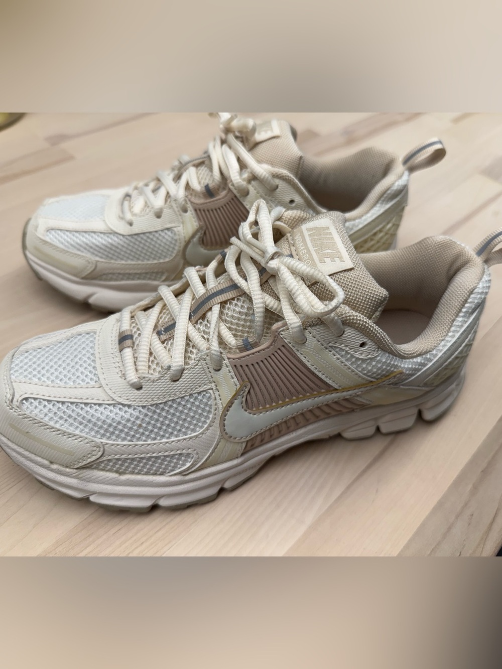 Nike Vomero 5 Shoes - Phantom / Light Bone / Cream II / Sail - 6.5Y or 8W